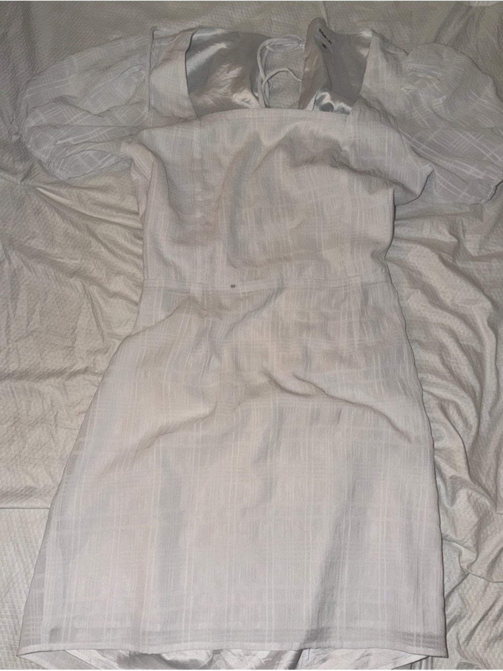 Women's White Puff-Sleeve Mini Dress